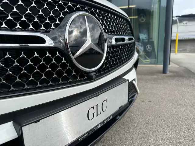 Mercedes-Benz GLC 220 d 4MATIC Aut*AMG-Line*Night*PANO*Burmester*HeadUP* Ansicht 26
