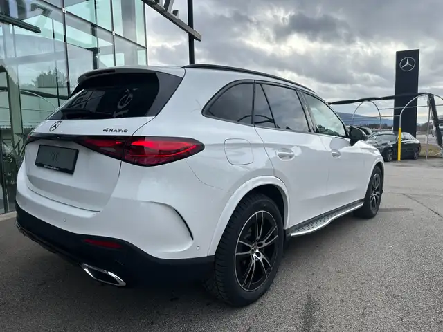 Mercedes-Benz GLC 220 d 4MATIC Aut*AMG-Line*Night*PANO*Burmester*HeadUP* Ansicht 3