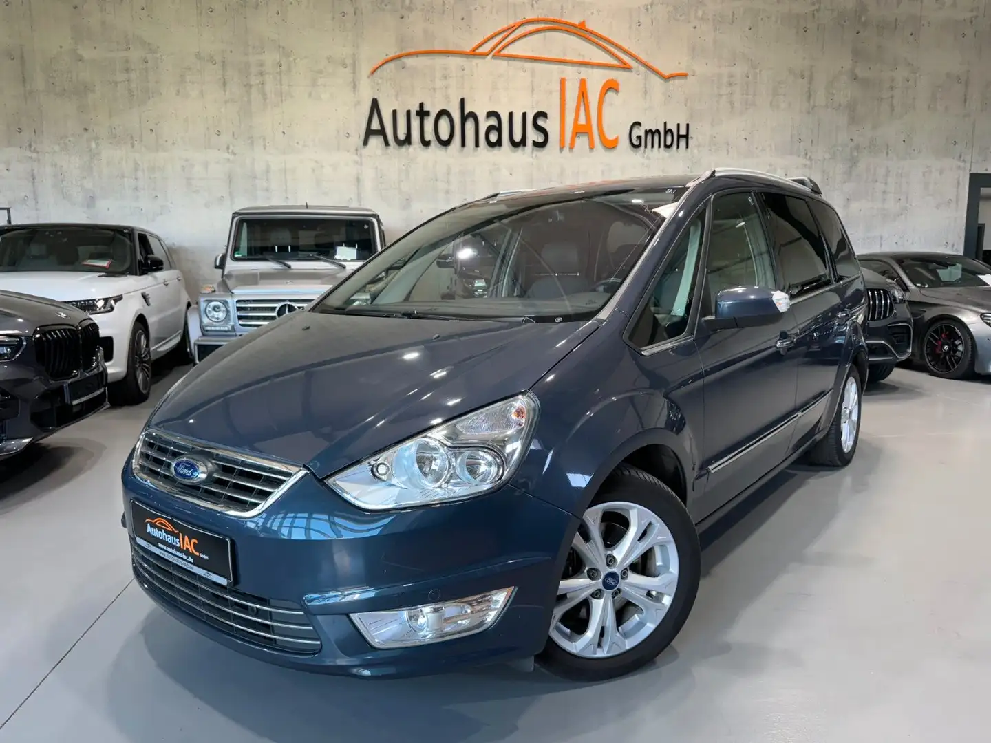 Ford Galaxy Titanium/7.SITZER/AHK/BI-XENO/SITZHEIZU Grijs - 1