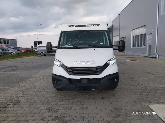 Iveco Daily view 2