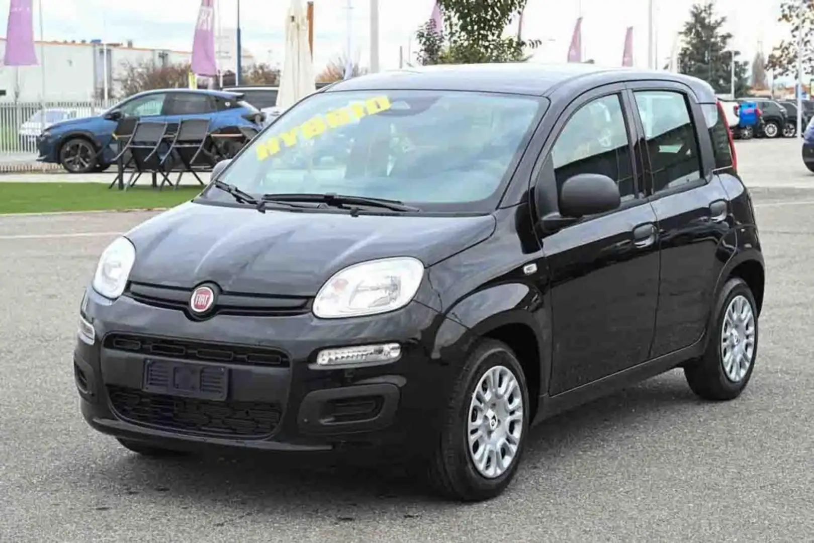 Fiat Panda 1.0 FireFly S&S Hybrid Icon Noir - 1