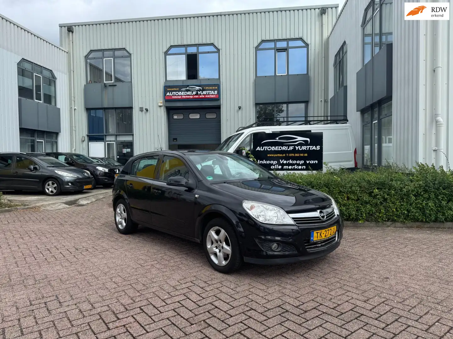 Opel Astra 1.6 Executive 1 JAAR APK!! Noir - 1