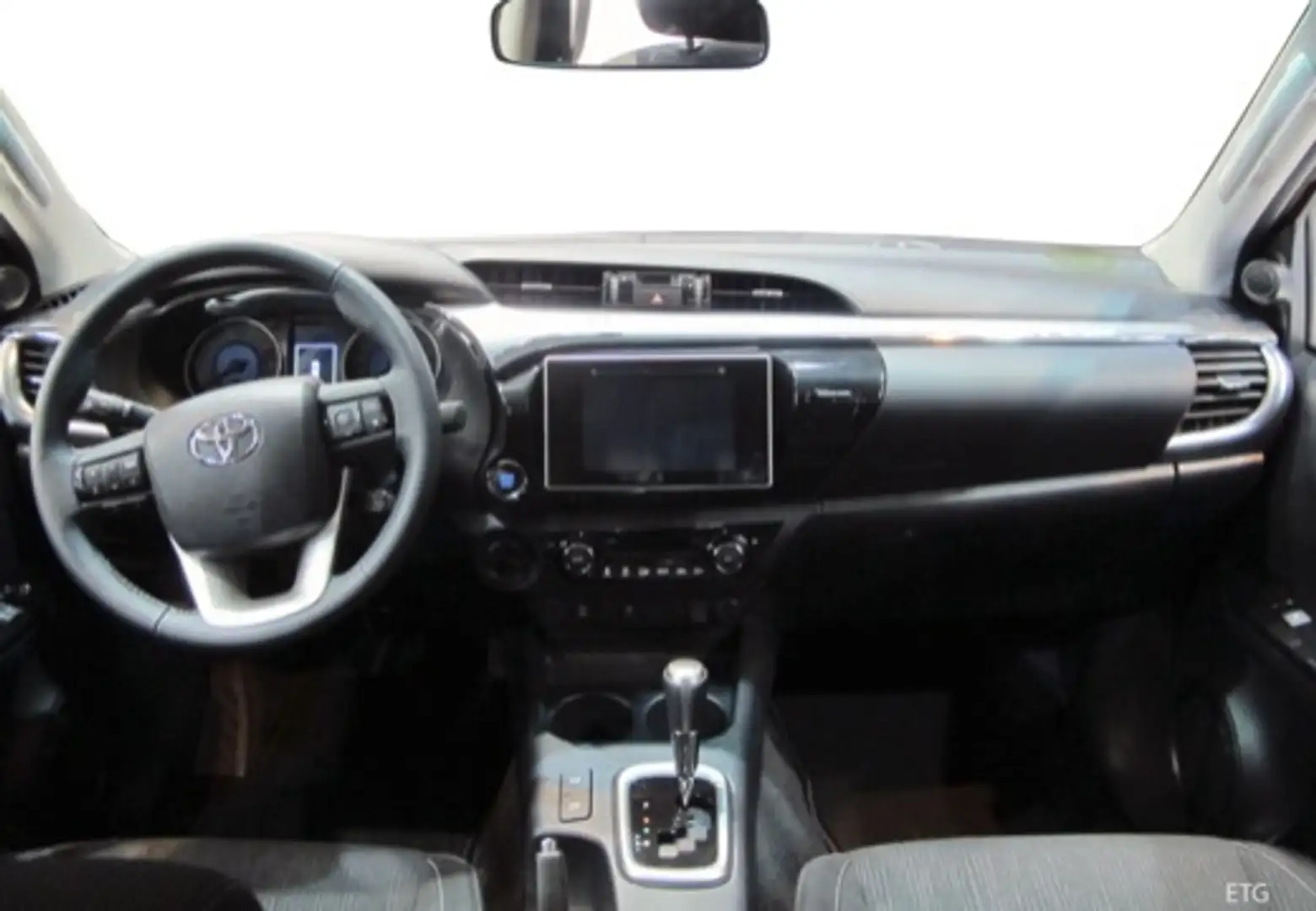 Toyota Hilux Cabina Doble GX Plus - 2