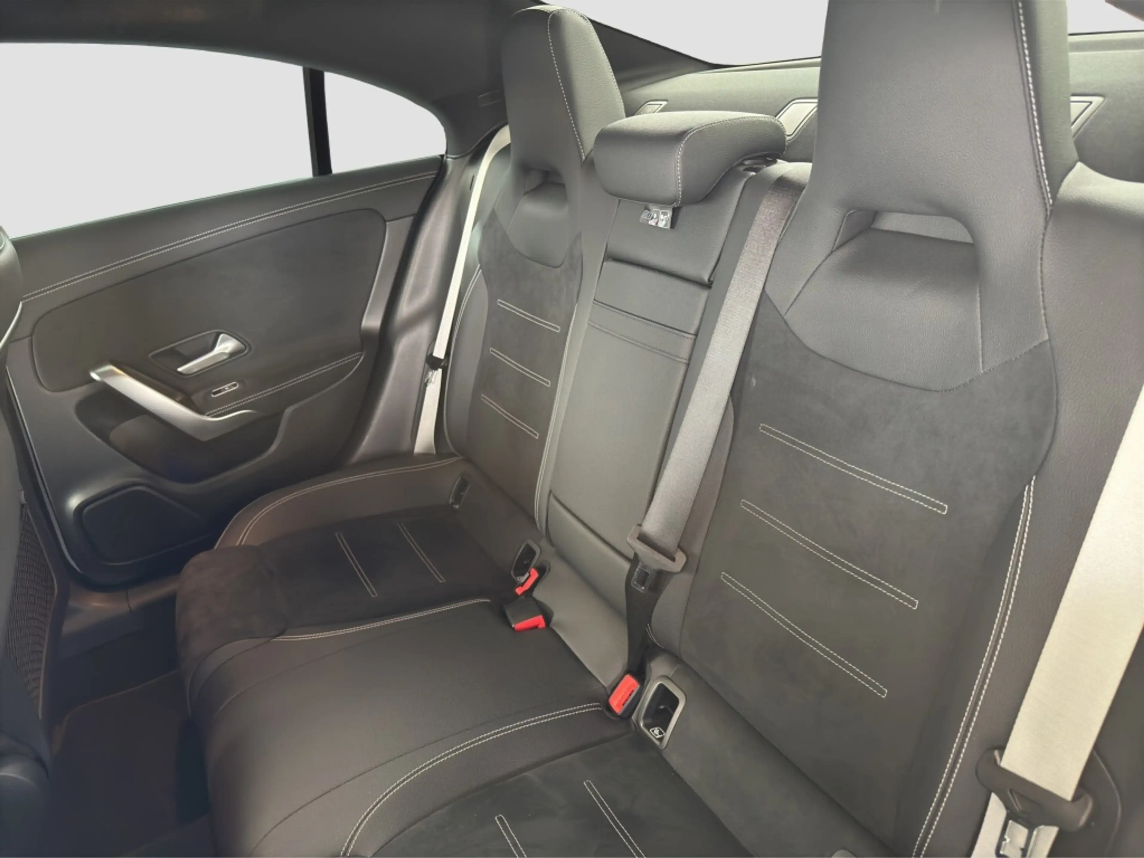 Mercedes-Benz CLA 200 Special Edition AMG*Navi*DISTRON*PDC*RFK — photo 13