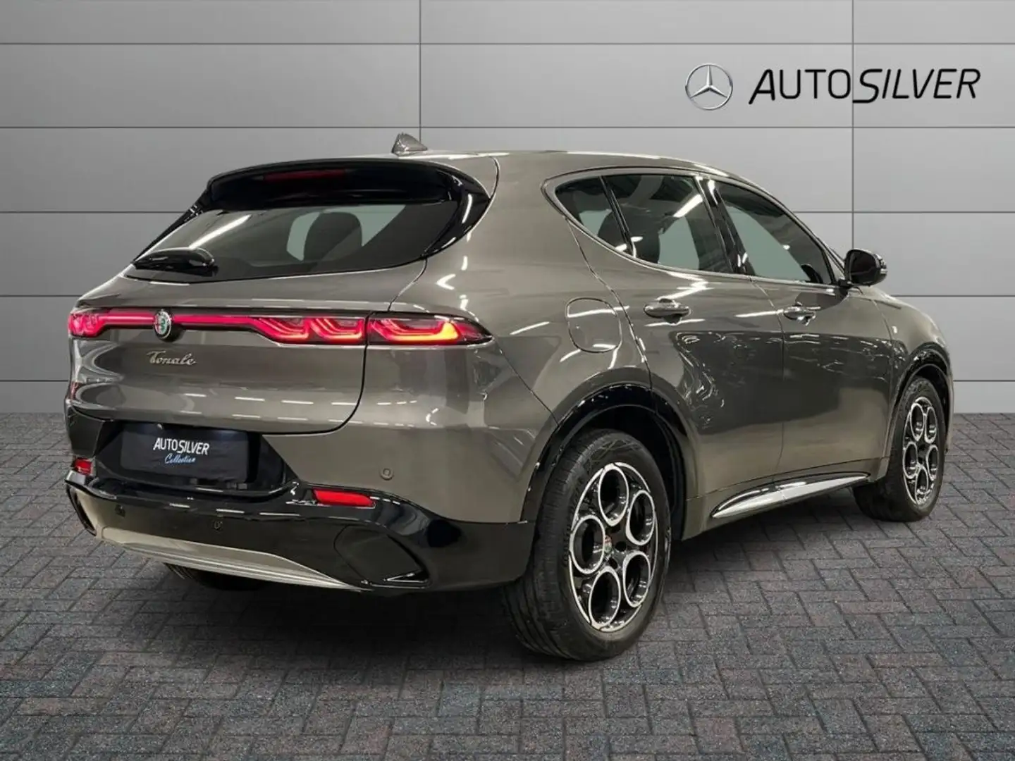 Alfa Romeo Tonale 1.6 diesel 130 CV TCT6 Ti Grigio - 2