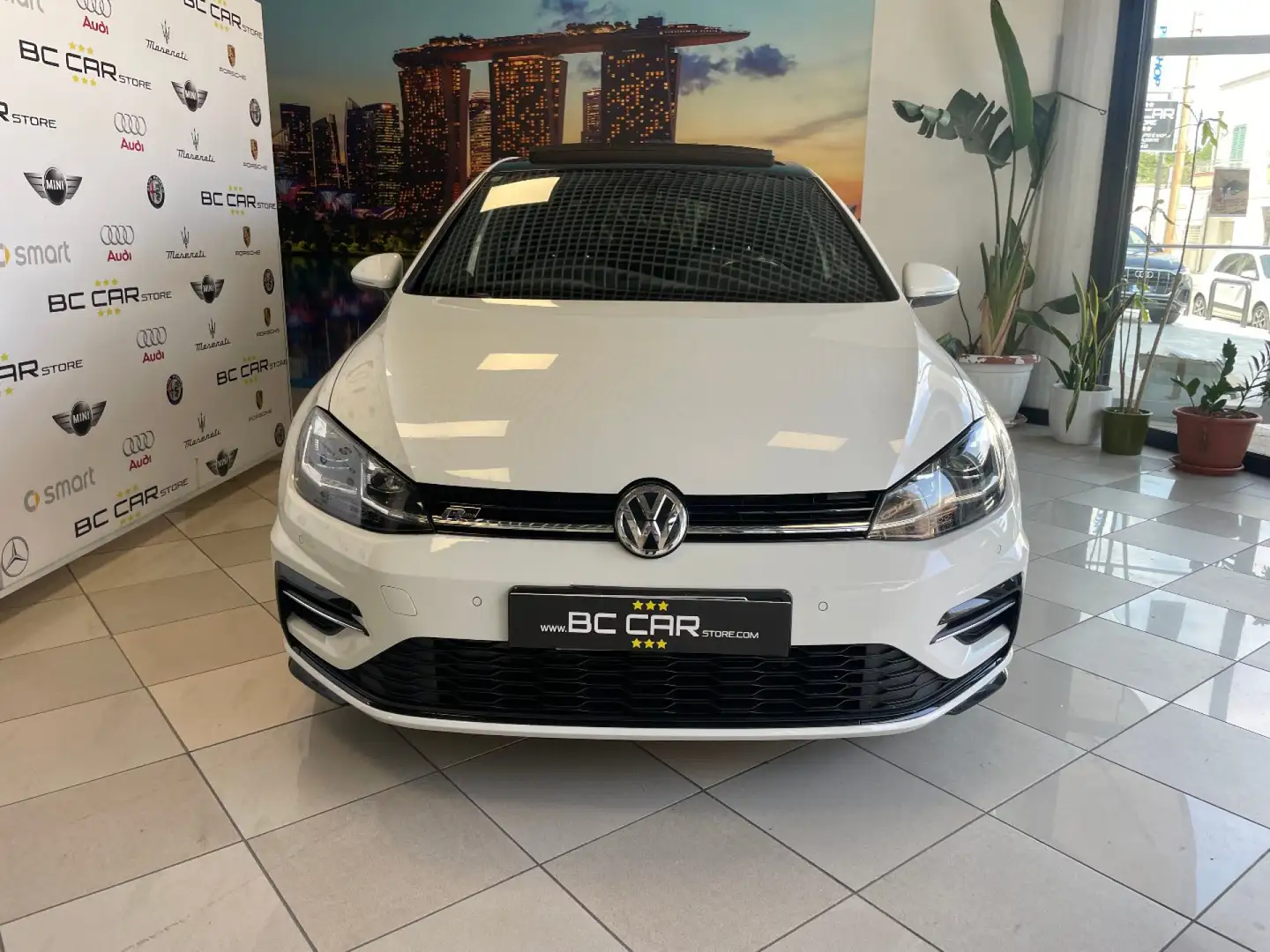 Volkswagen Golf 1.6 TDI 116cv DSG 5p. R LINE *TETTO Blanco - 2