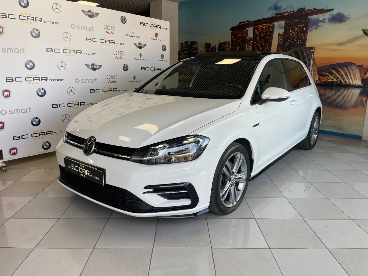 Volkswagen Golf 1.6 TDI 116cv DSG 5p. R LINE *TETTO Blanco - 1