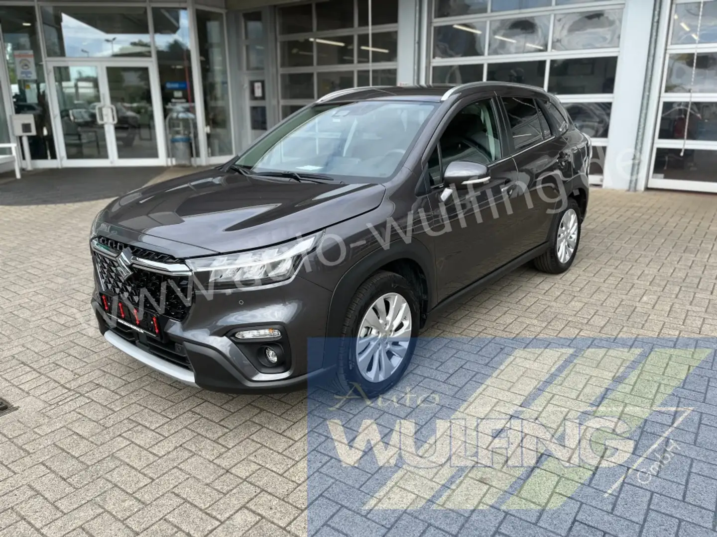 Suzuki 1.5 Dualjet Hybrid 4x4 Comfort Autom ACC Kamera 6t Grau - 1