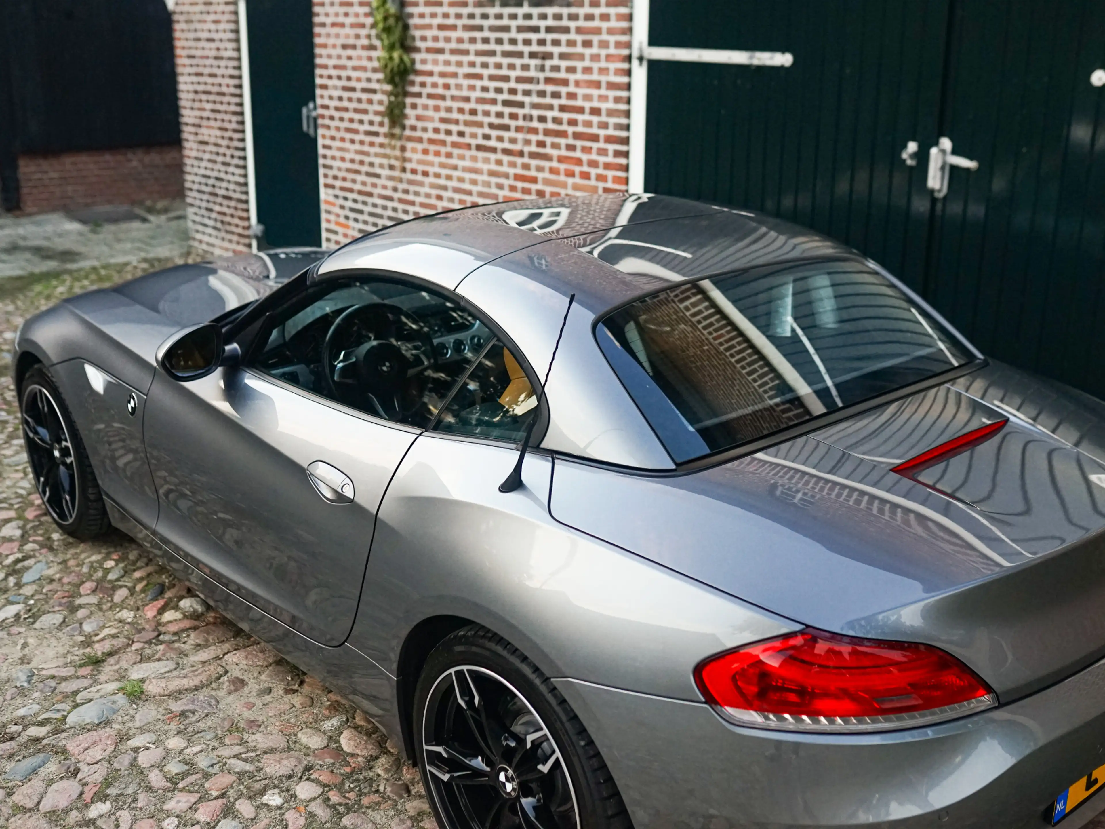 BMW Z4 [E89] sDrive23i Aut. Executive l Cruise l HiFi l B — photo 14