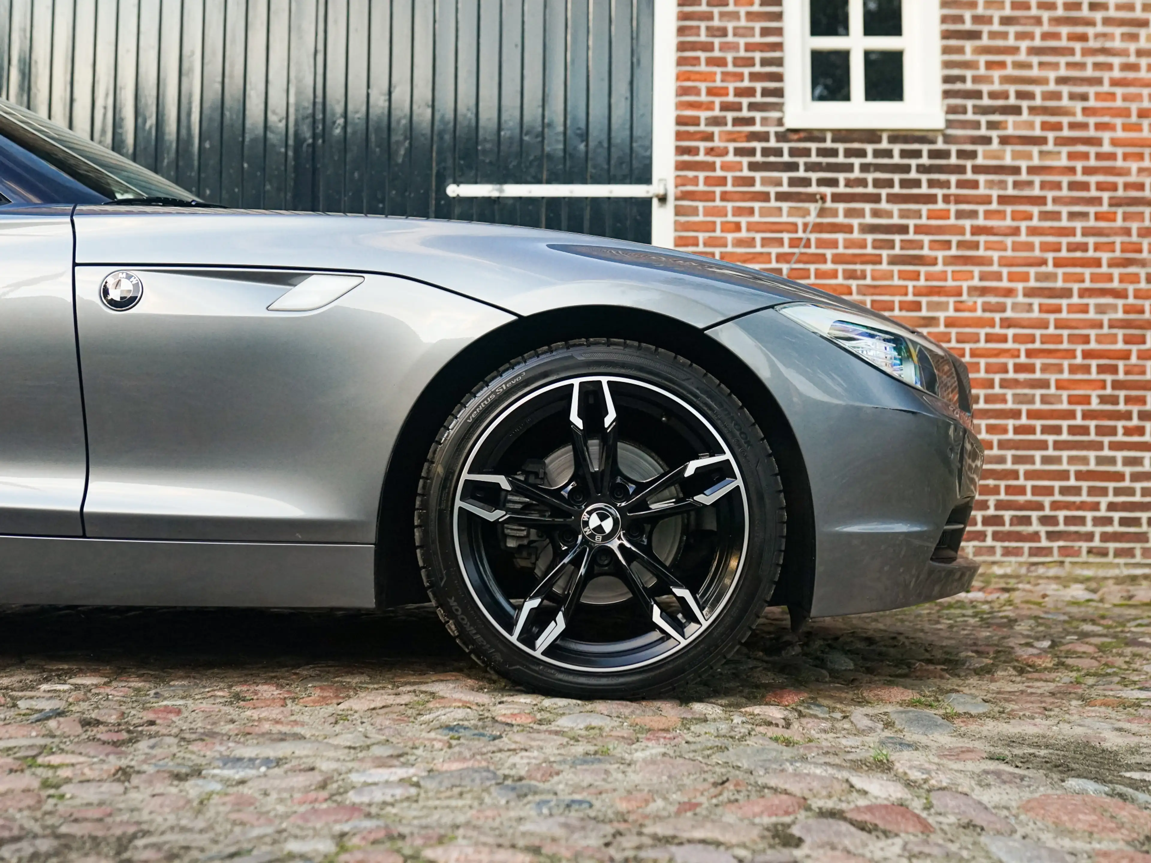 BMW Z4 [E89] sDrive23i Aut. Executive l Cruise l HiFi l B — photo 13