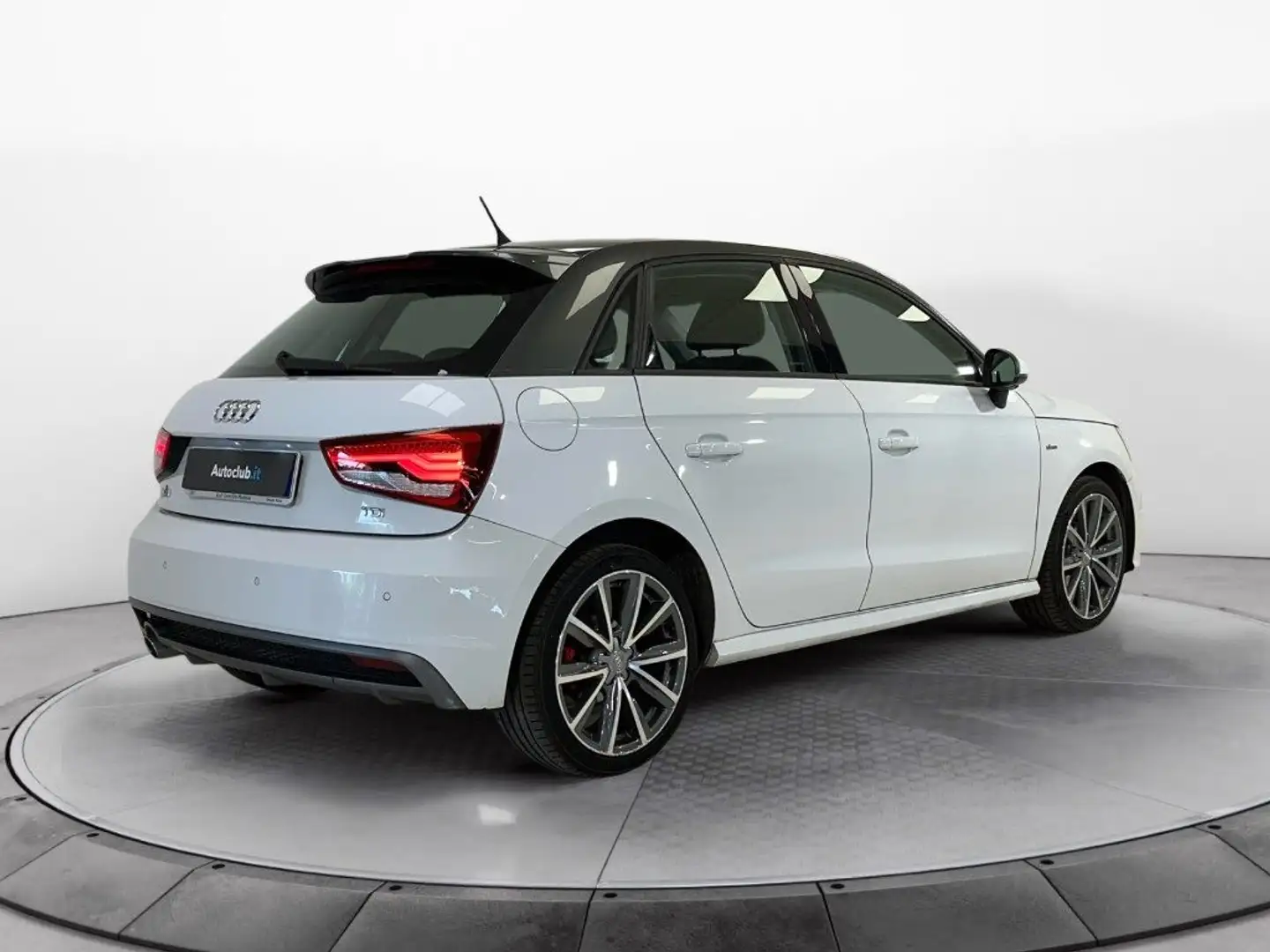 Audi A1 Sportback 1.4 tdi Admired 90cv Bianco - 2