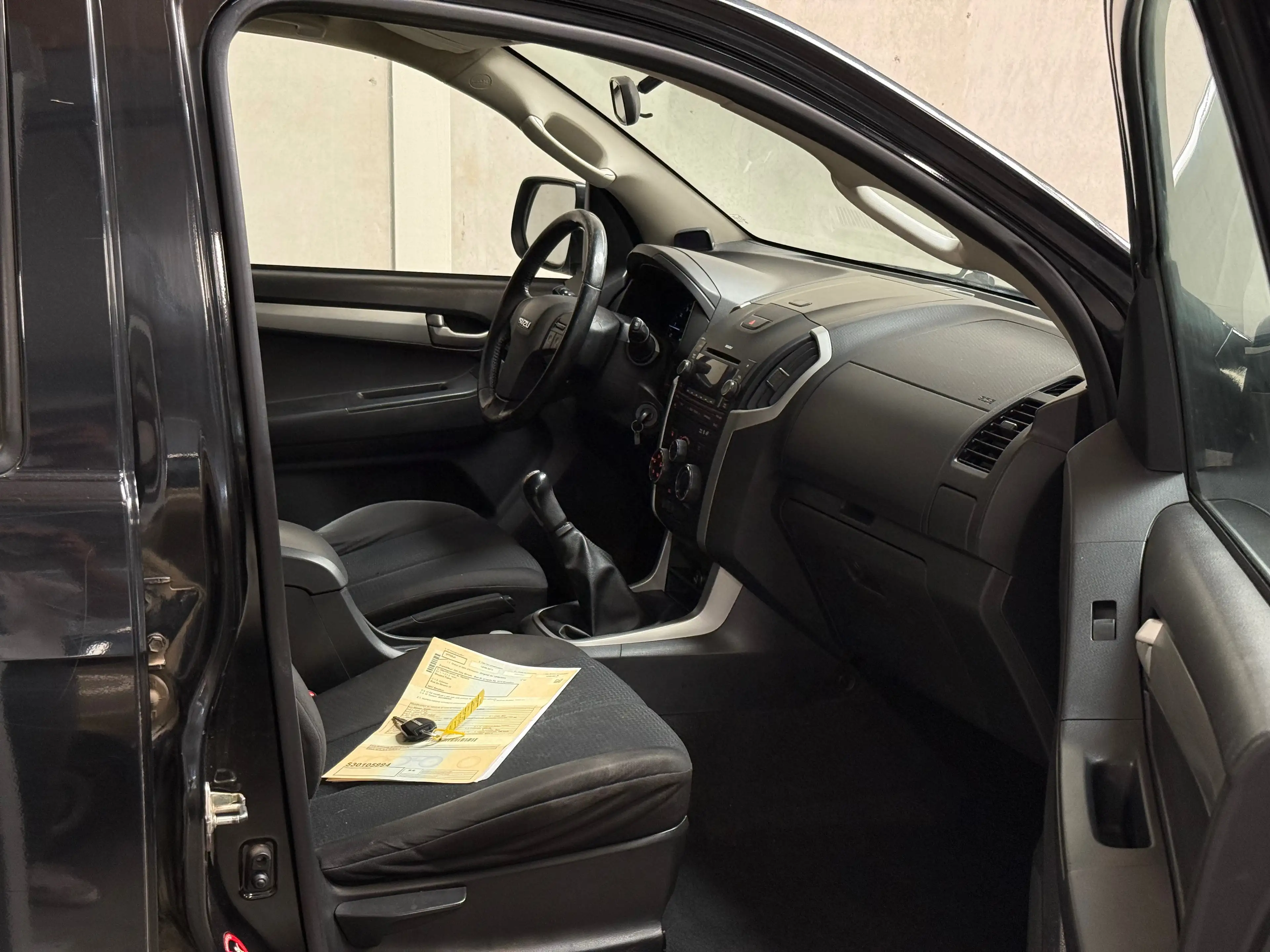 Isuzu D-Max 2.5 Turbo Di 4WD LS // Airco // 1er Pro — photo 7