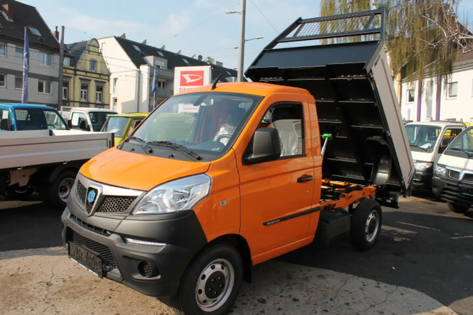 Piaggio Porter NP6 Kipper 220 PRO HD Sofort !! Оранжевий - 1