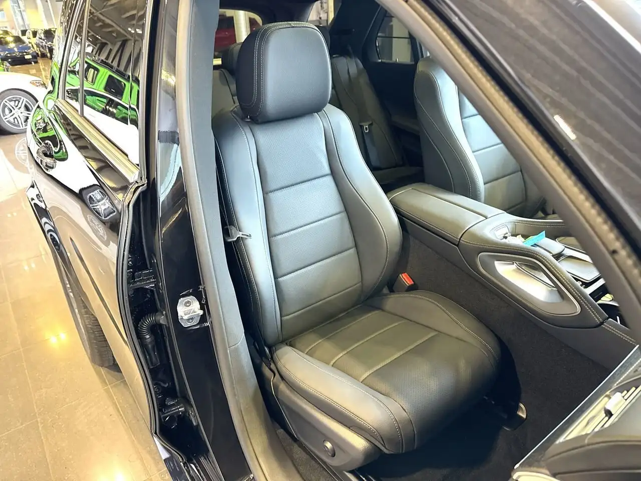 Mercedes-Benz GLE снимка Mercedes-Benz GLE