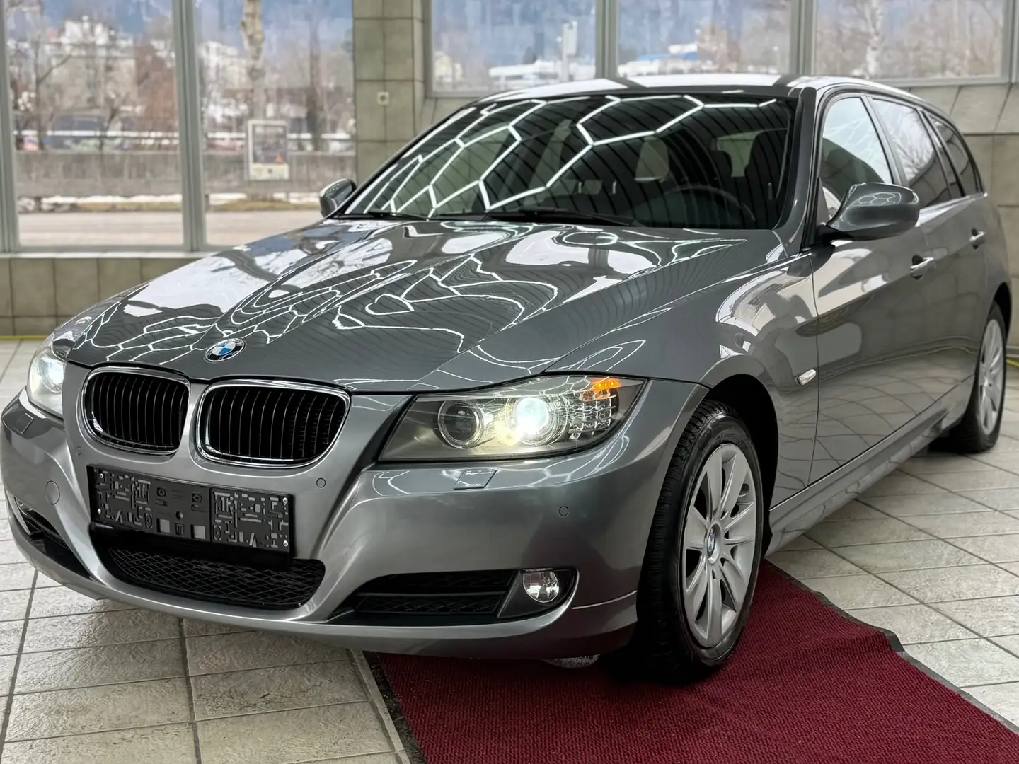 BMW 318 318d PICKERL NEU Silber - 2