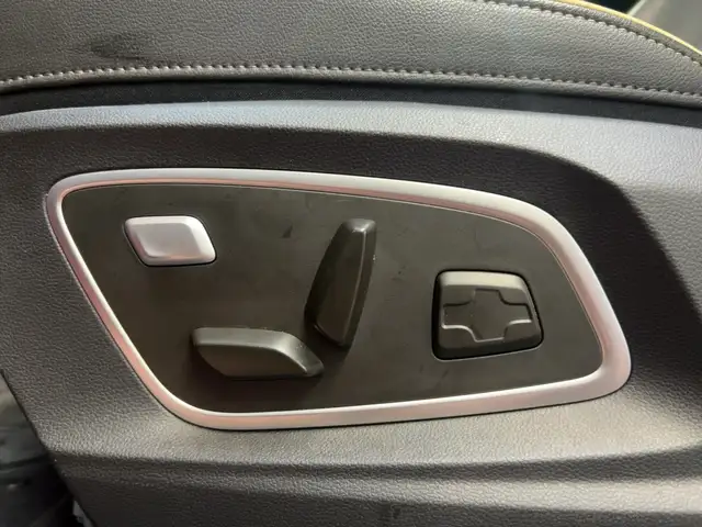 Renault Megane E-Tech view 18