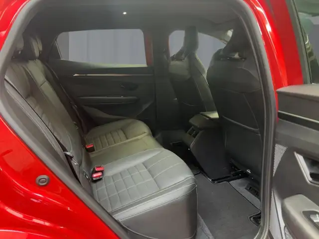 Renault Megane E-Tech view 9