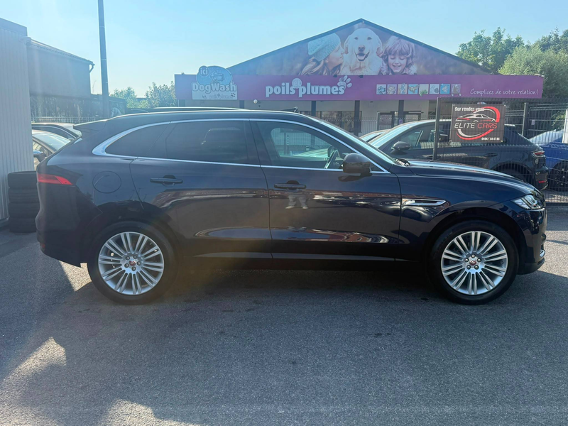 Jaguar F-Pace F-Pace 2.0 D AWD / FULL OPTIONS / CUIR / TOIT / MERIDIAN / CAMERA — photo 4