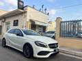 Mercedes-Benz A 180 d Premium AMG Blanc - thumbnail 1
