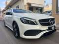 Mercedes-Benz A 180 d Premium AMG Blanc - thumbnail 2