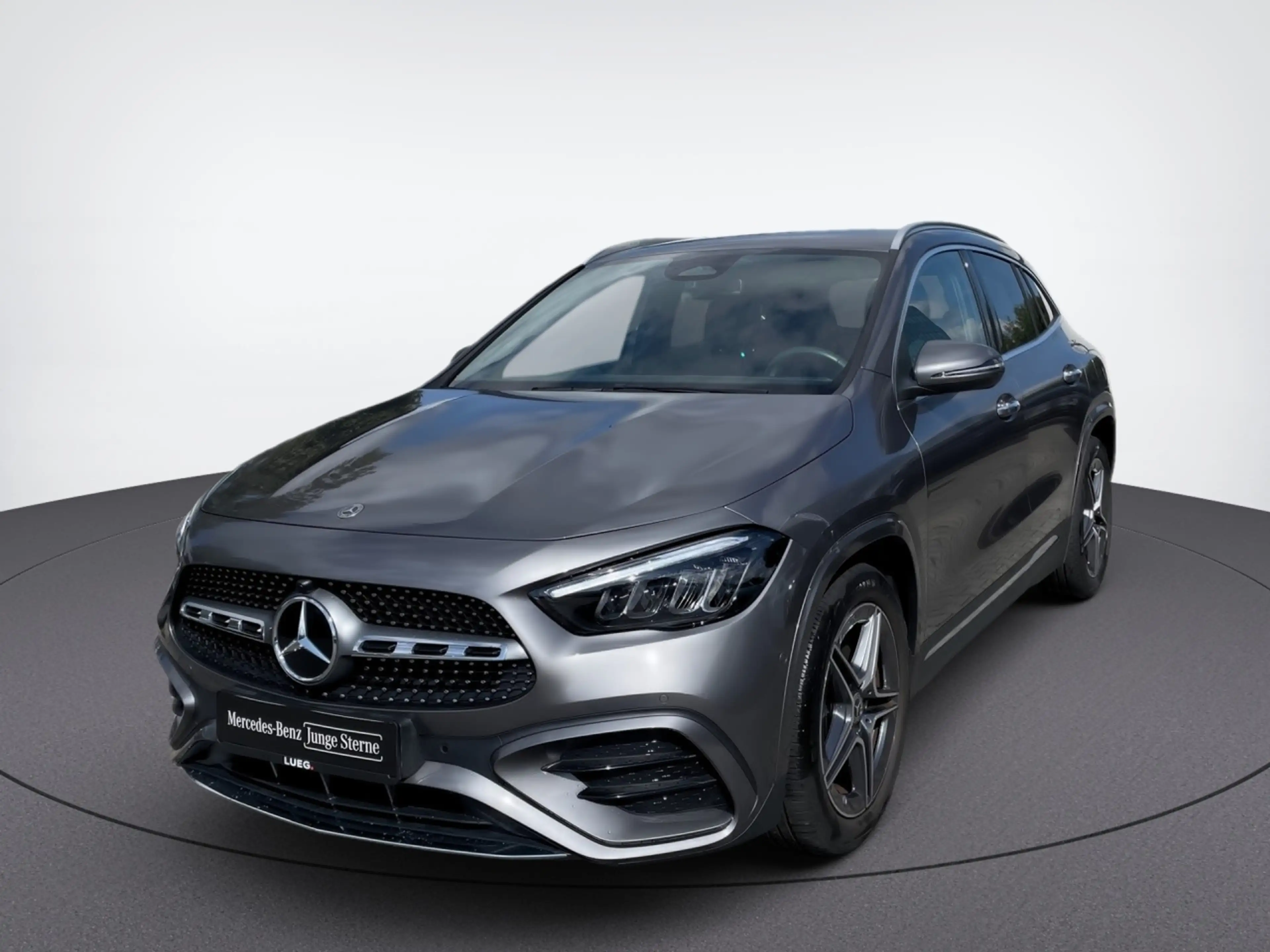 Mercedes-Benz GLA 200 AMG+RÜCKFK+LENKRHZ+KEYLESS+EL HECKKL+LED — photo 2