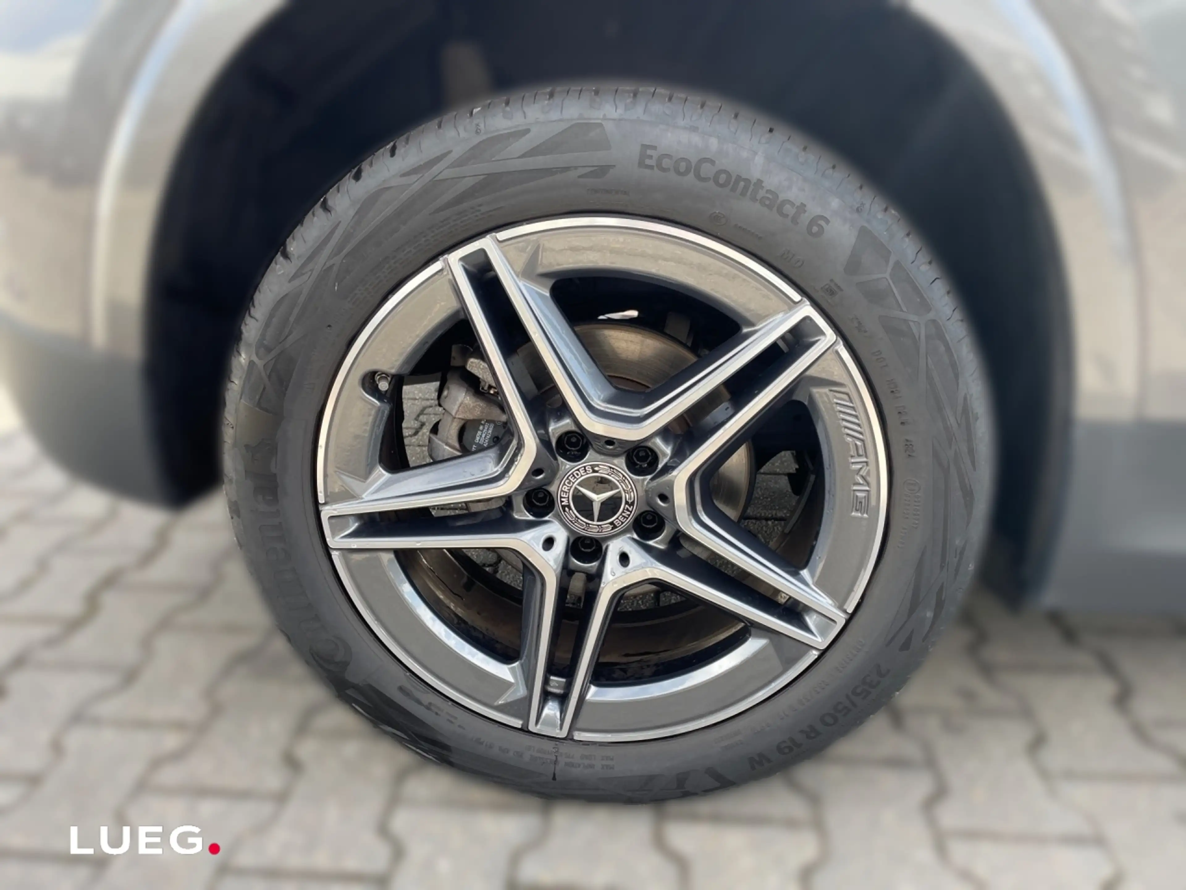 Mercedes-Benz GLA 200 AMG+RÜCKFK+LENKRHZ+KEYLESS+EL HECKKL+LED — photo 8