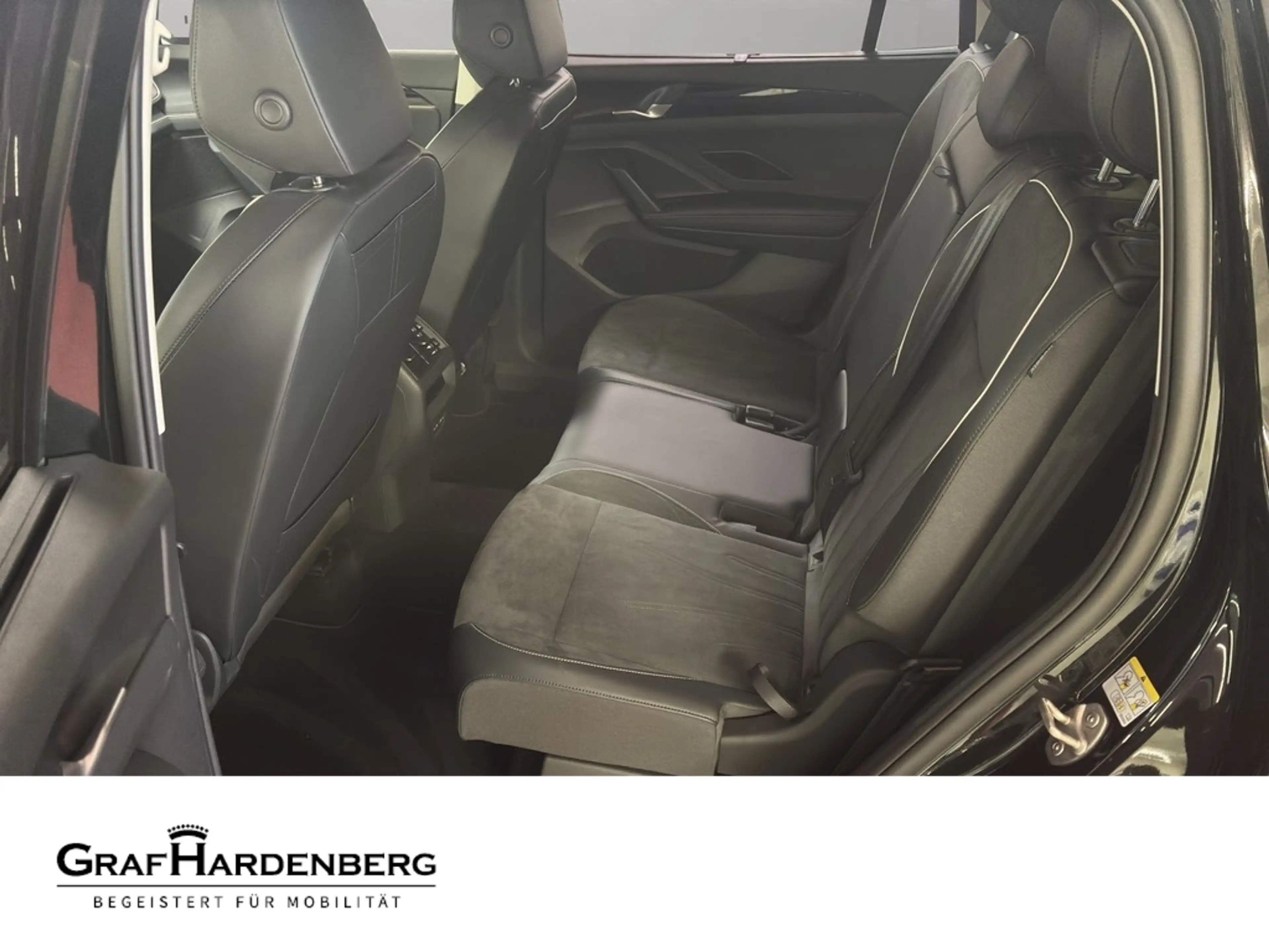 Volkswagen Tayron Elegance 2.0 TDI DSG AHK Navi ACC Rückfahrkamera — photo 6