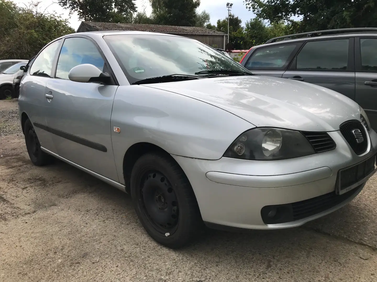 SEAT Ibiza 1.4 16V Stella Klima Servo Silber - 1
