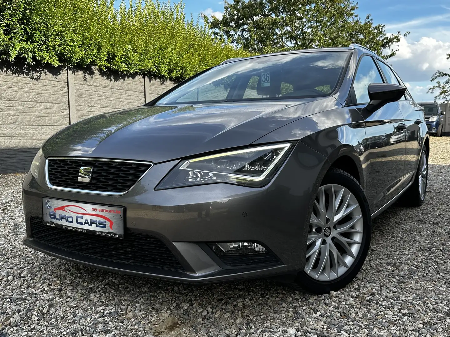 SEAT Leon Leon ST 1.4 TSI Style FULL LED/GPS/SENSOR/CRUISE Grijs - 1