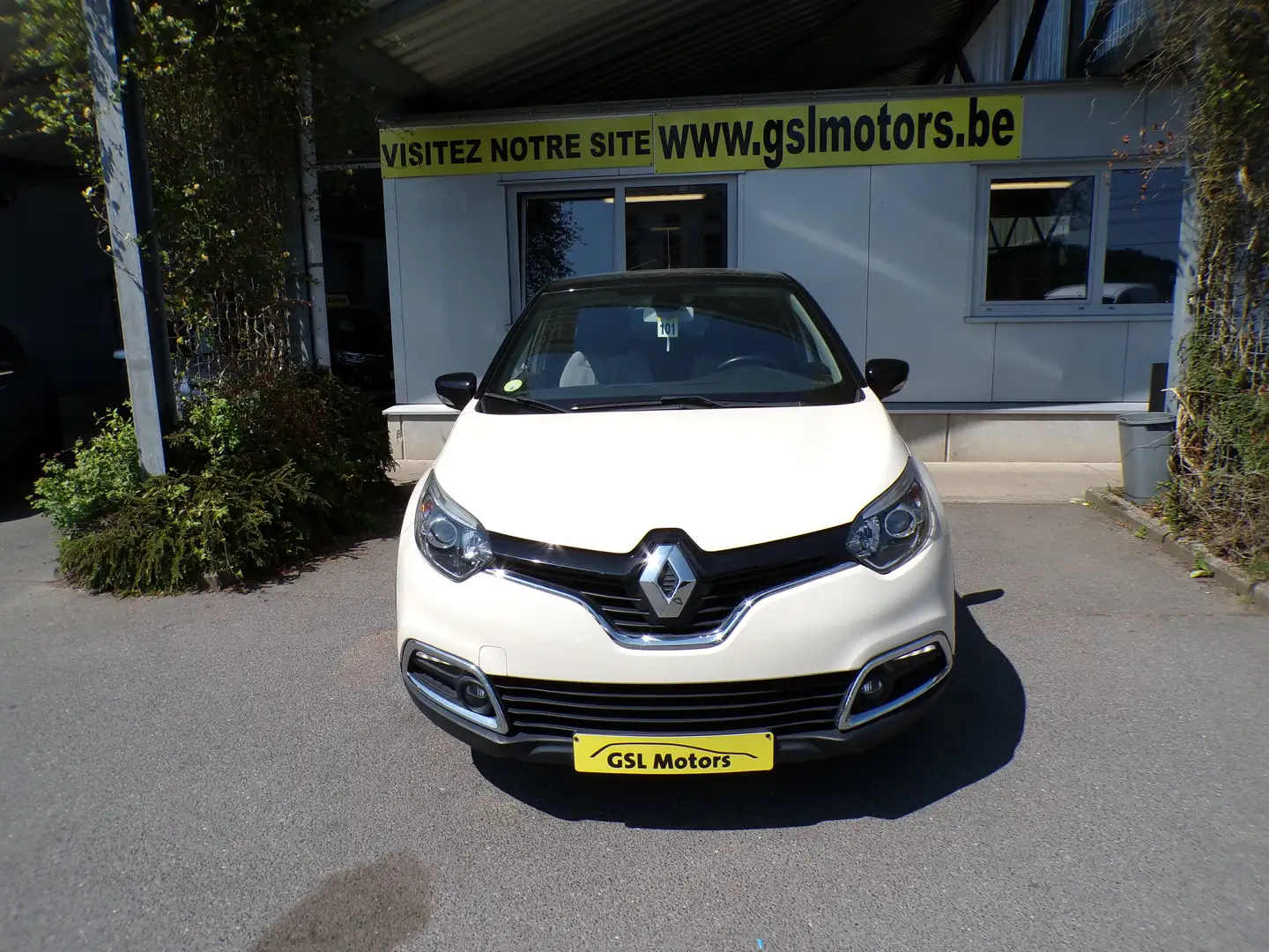 Renault Captur 1.5 dCi 90cv beige 06/16 Airco GPS Cruise Capteurs Beige - 2