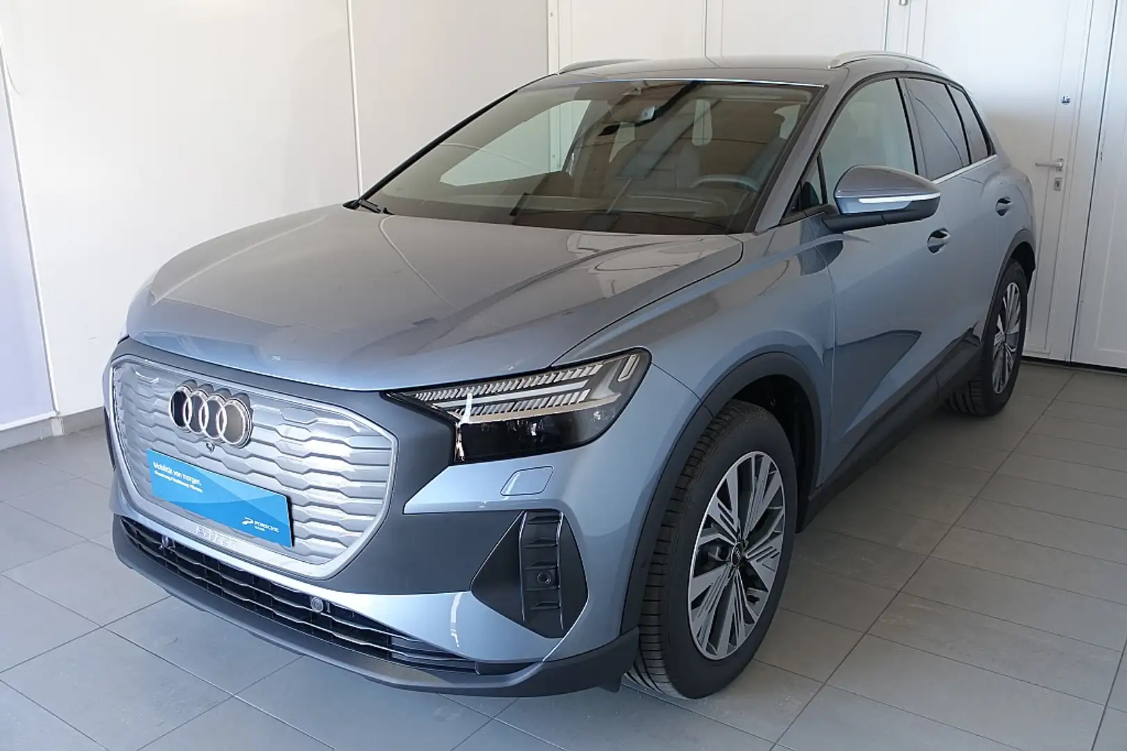 Audi Q4 e-tron Q4 45 e-tron quattro 210kW 82kWh Business Azul - 1