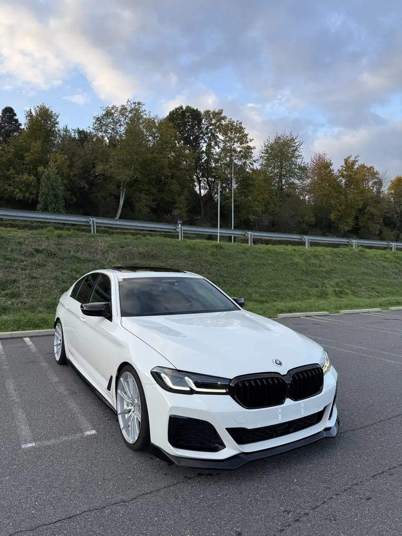 BMW 545 545e PHEV xDrive Aut. Weiß - 1
