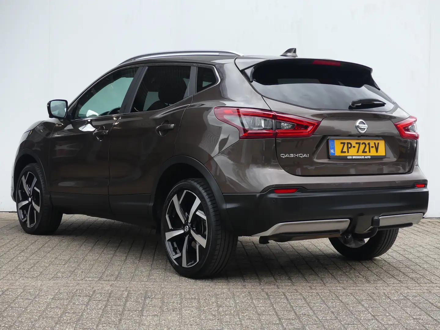 Nissan Qashqai 1.2 Tekna | TREKHAAK | PANORAMADAK | NAVI | CAMERA Braun - 2