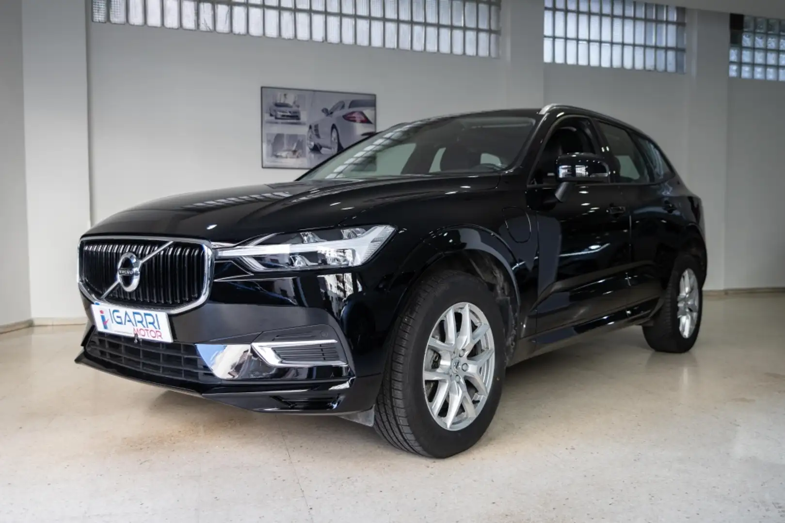 Volvo XC60 T8 Twin Momentum Negro - 2
