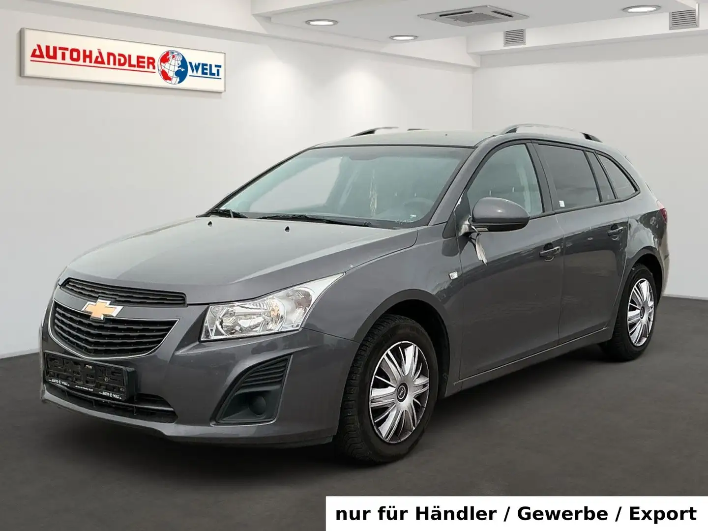 Chevrolet Cruze Station Wagon LS+ Gris - 1