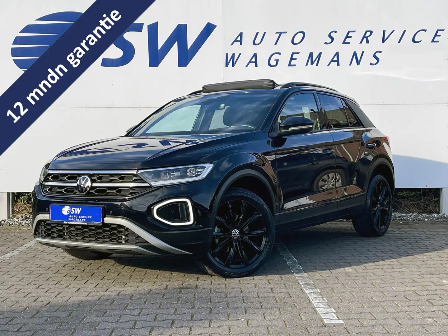 Volkswagen T-Roc 1.5 TSI Style | Pano | CarPlay | ACC | IQ Light | Zwart - 1