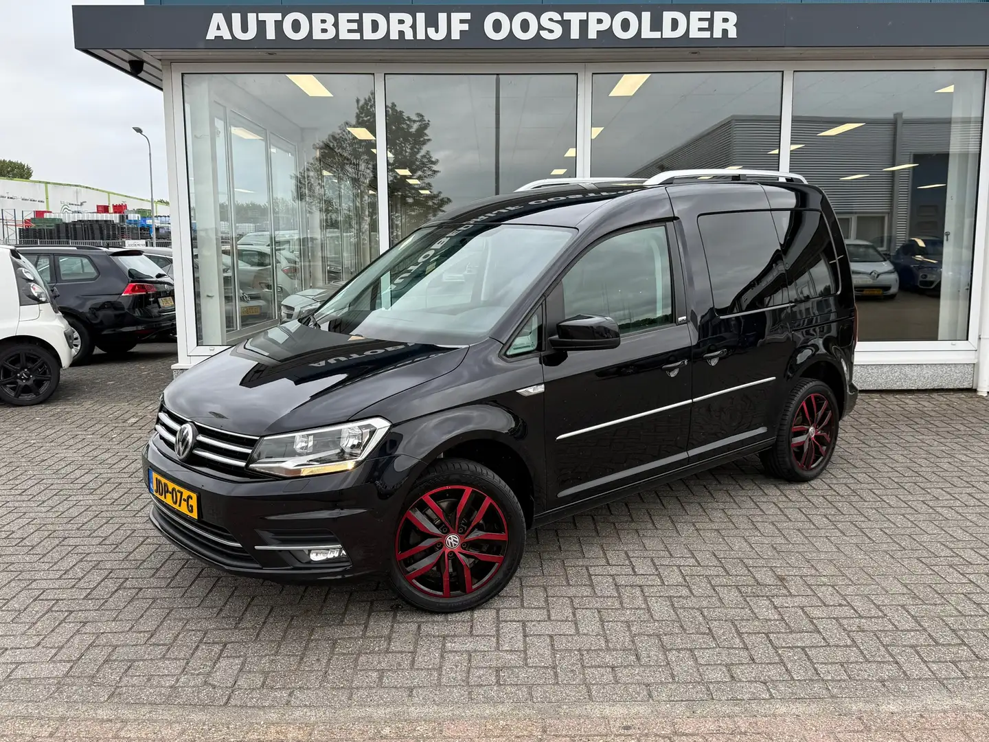 Volkswagen Caddy 1.4 TSI Trendline Noir - 1