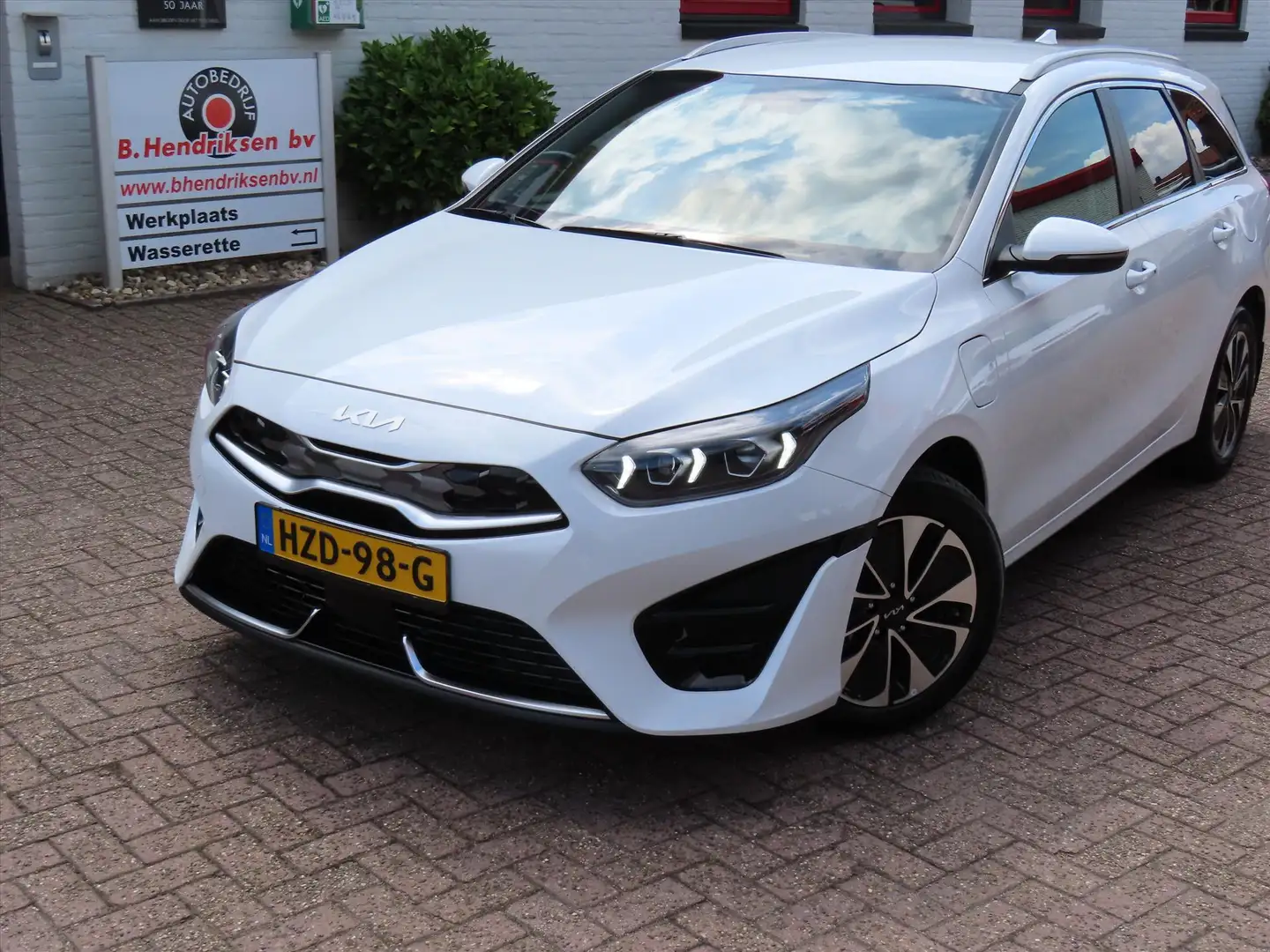 Kia Ceed SW / cee'd SW 1.6 GDI PHEV 141pk DCT6 DynamicPlusLine/ Nieuwe au Blanc - 2