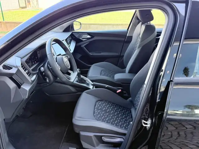 Audi A1 view 14
