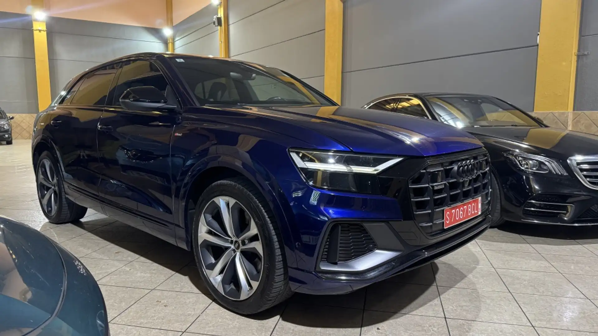 Audi Q8 45 TDI Black line quattro tiptronic Azul - 2