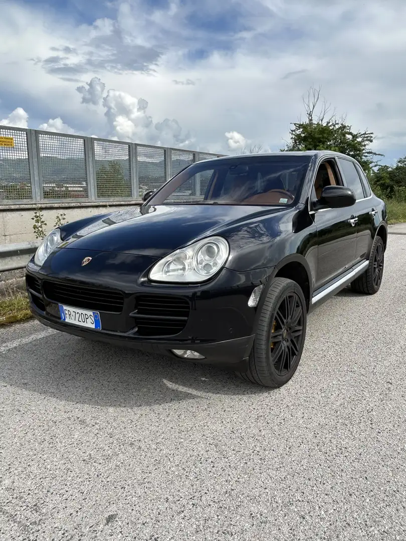 Porsche Cayenne Cayenne S 4.5 - 8 cil - GPL - full Чорний - 2