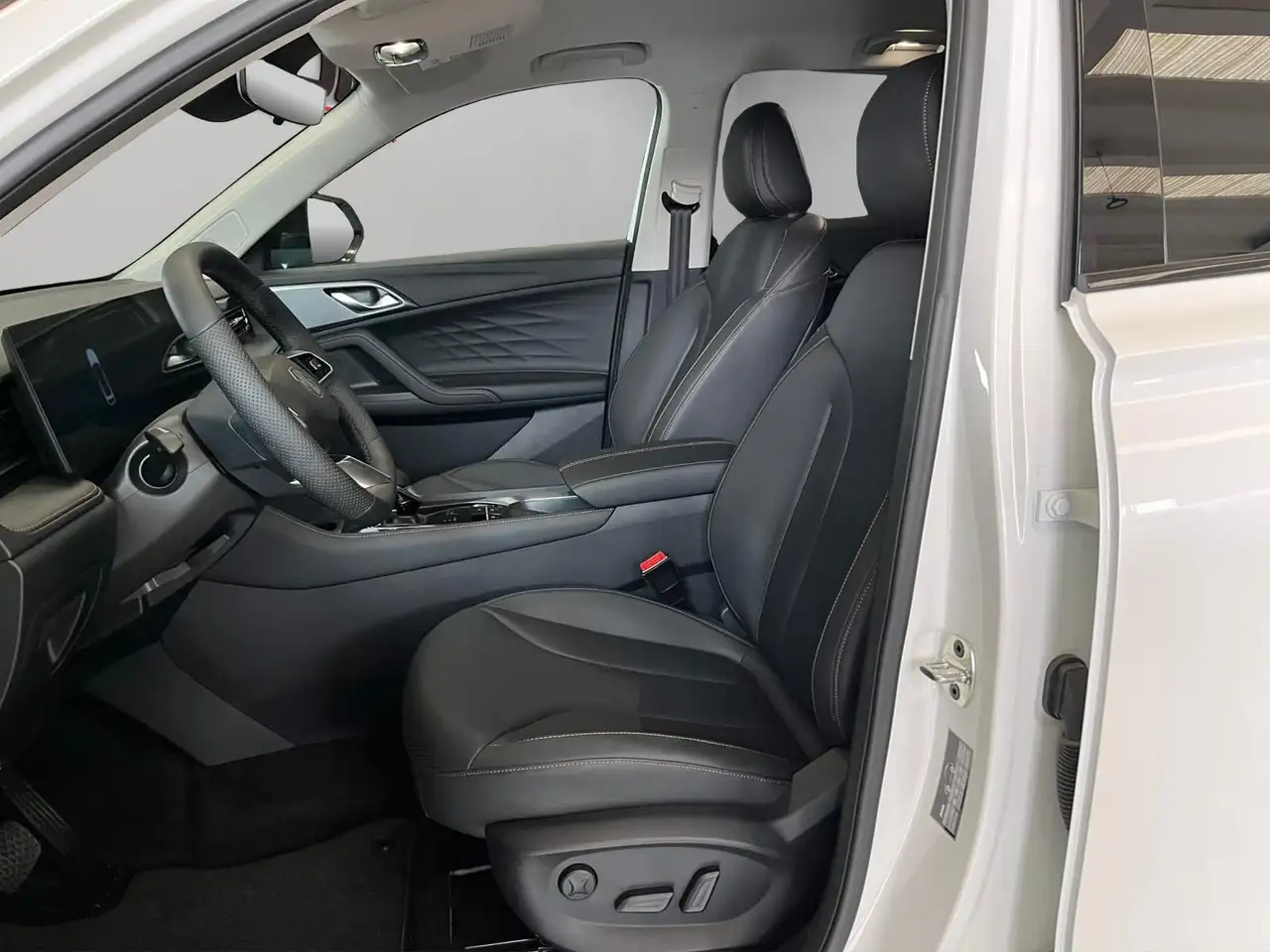 MG HS HS 1.5T-GDI AT Luxury - PROMO SIRONIAUTO+ 12