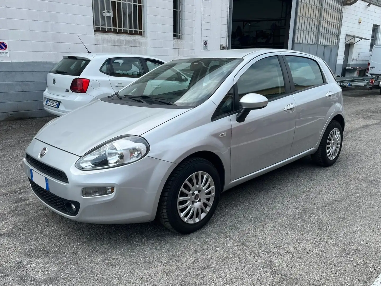 Fiat Punto 1.4 Lounge *AUTOMATICO* Ezüst - 1