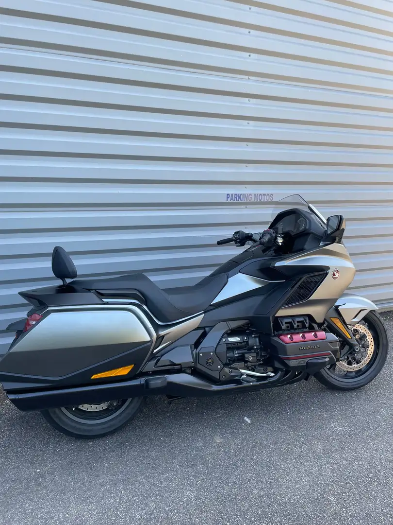 Honda Gold Wing Silber - 2