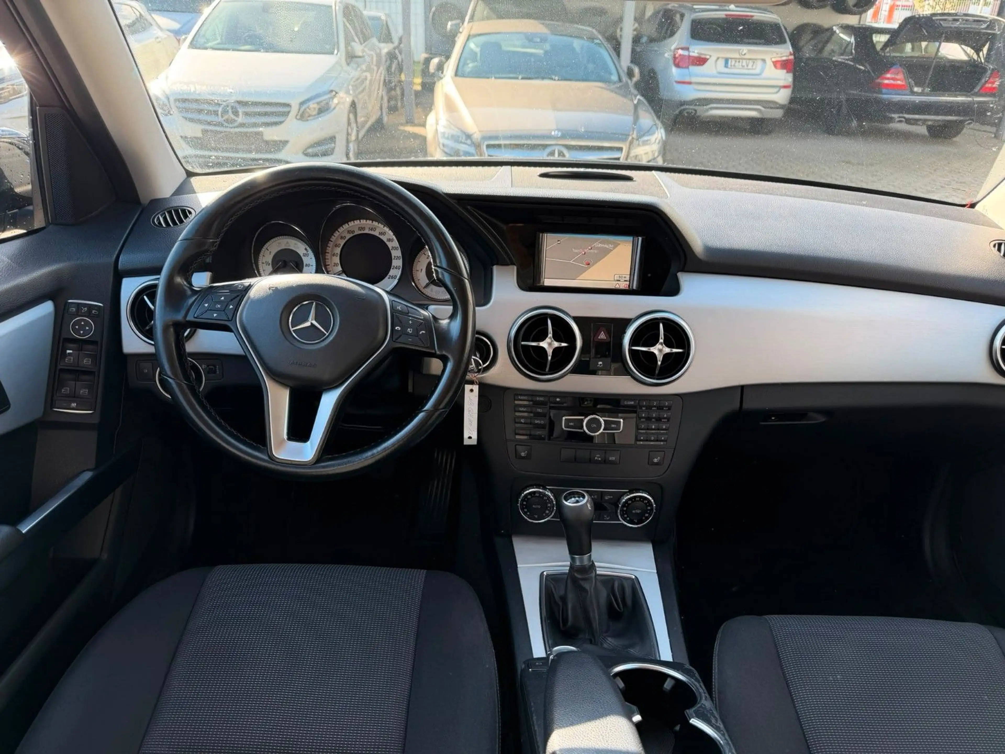 Mercedes-Benz GLK 200 CDI AHK°PDC°SZHG°NAVVI°ALLWETTER°17"ALU! — photo 13