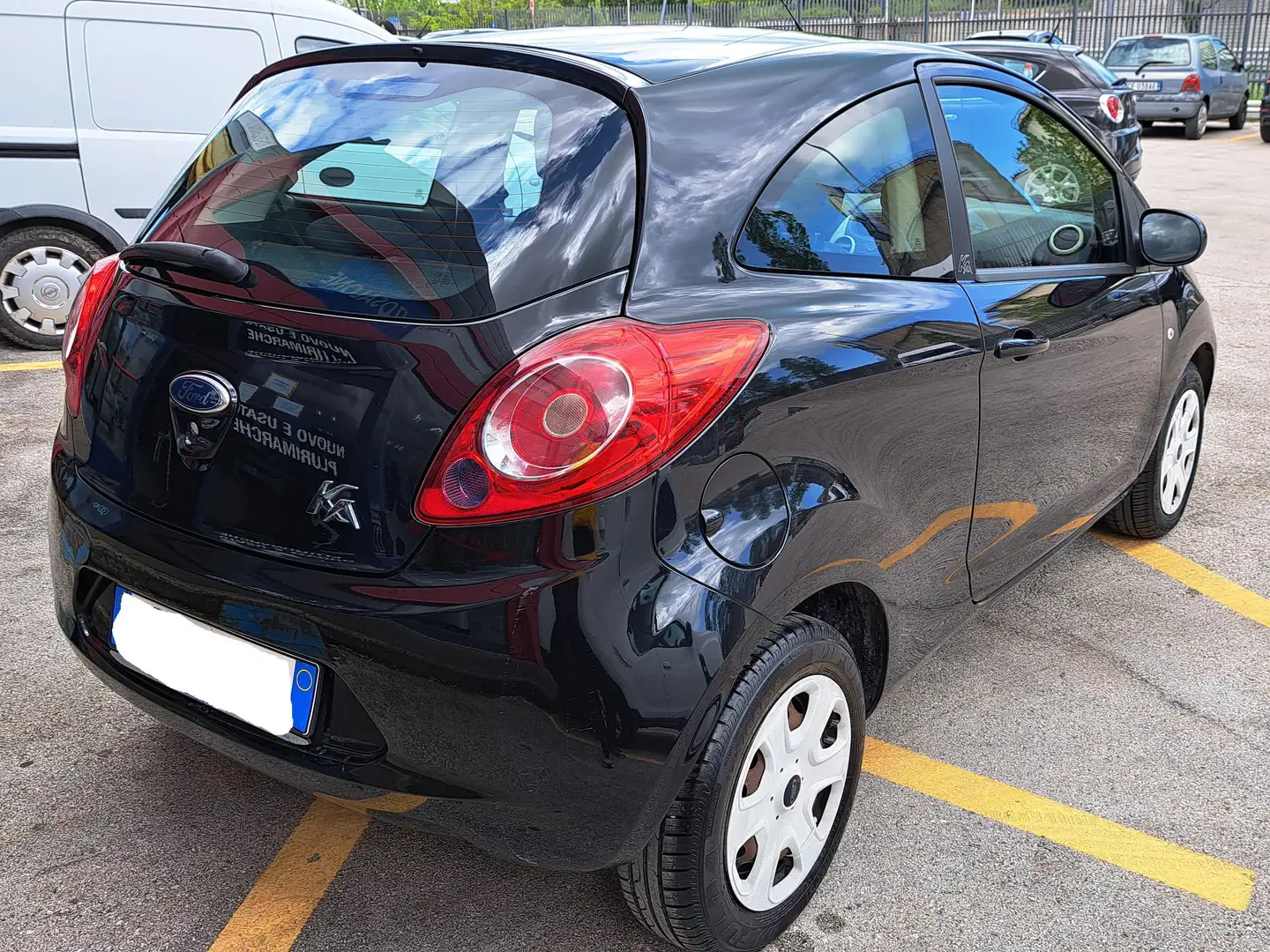 Ford Ka/Ka+ Ka II 3p 2009 Ka 1.2 + c/esp,tcs 69cv E5 Nero - 2