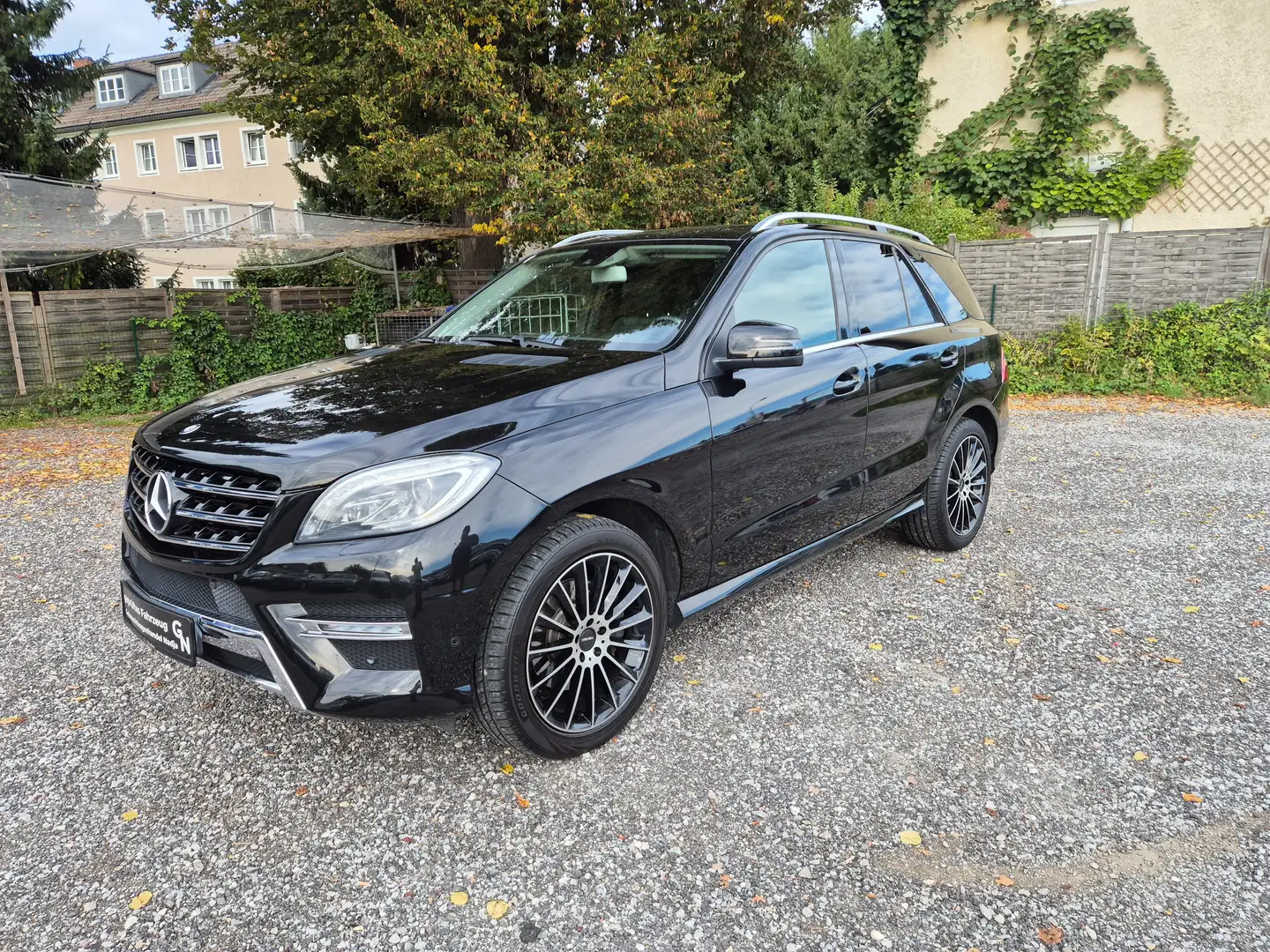 Mercedes-Benz ML 350 ML 350 CDI BlueTec (166.024) Noir - 1