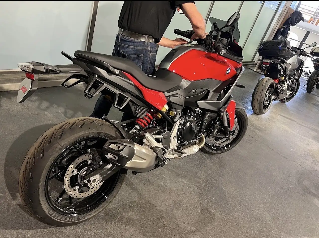 BMW F 900 XR