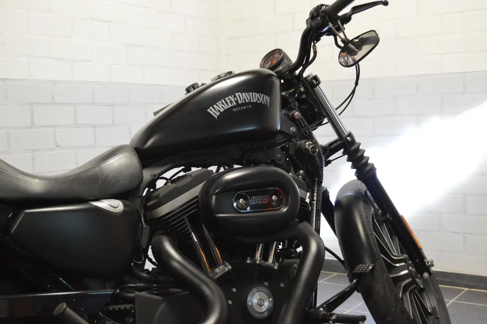 Harley-Davidson Iron 883 Iron 883 Чорний - 2