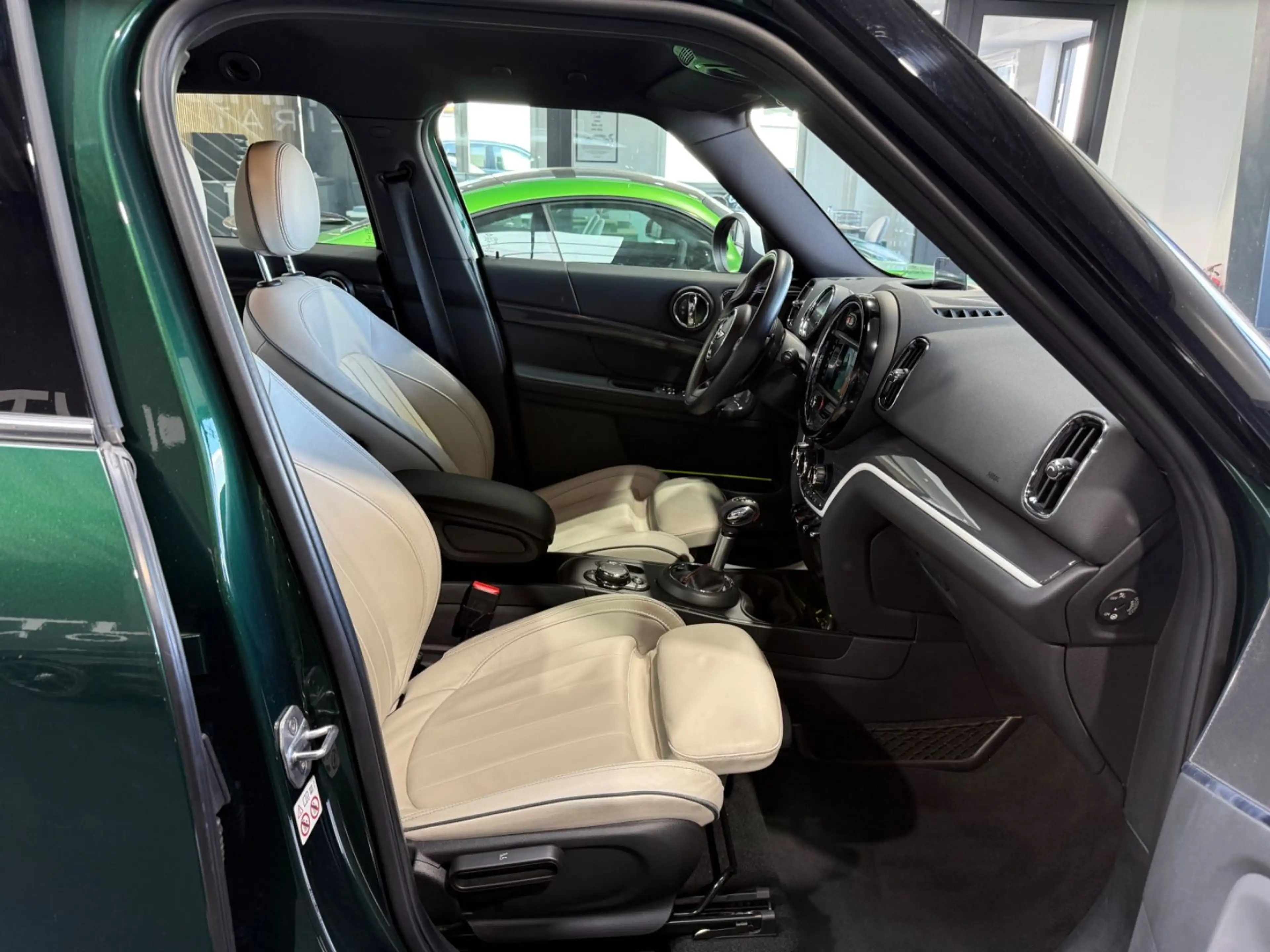 MINI Cooper SD Cooper Countryman All4/HUD/H&K/Keyless/Leder — photo 13